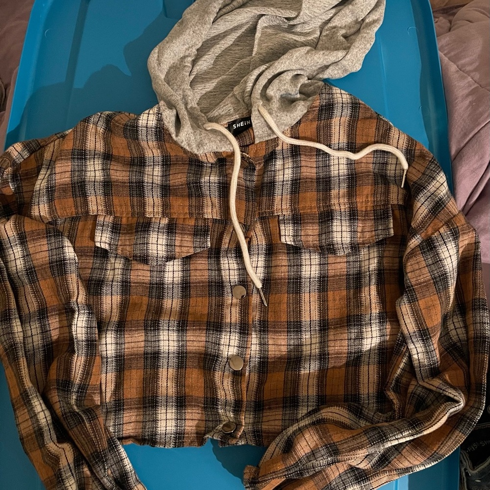 Long sleeve flannel hooded  crop top.size small worn a few times